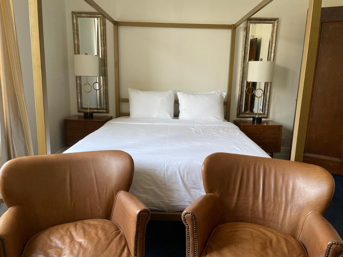 The Argus Hotel & Cocktail Lounge Άλμπανι Εξωτερικό φωτογραφία